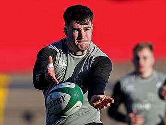 John Hodnett to make PRO14 deb...